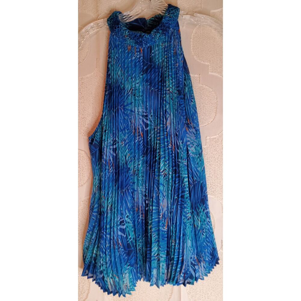 #261 Brand New With Jennifer Lopez Multi Colored Pleated Halter Shirt Size XL